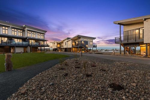 Black Creek House | Seas The Day Saratoga at THE BEACH HOUSE