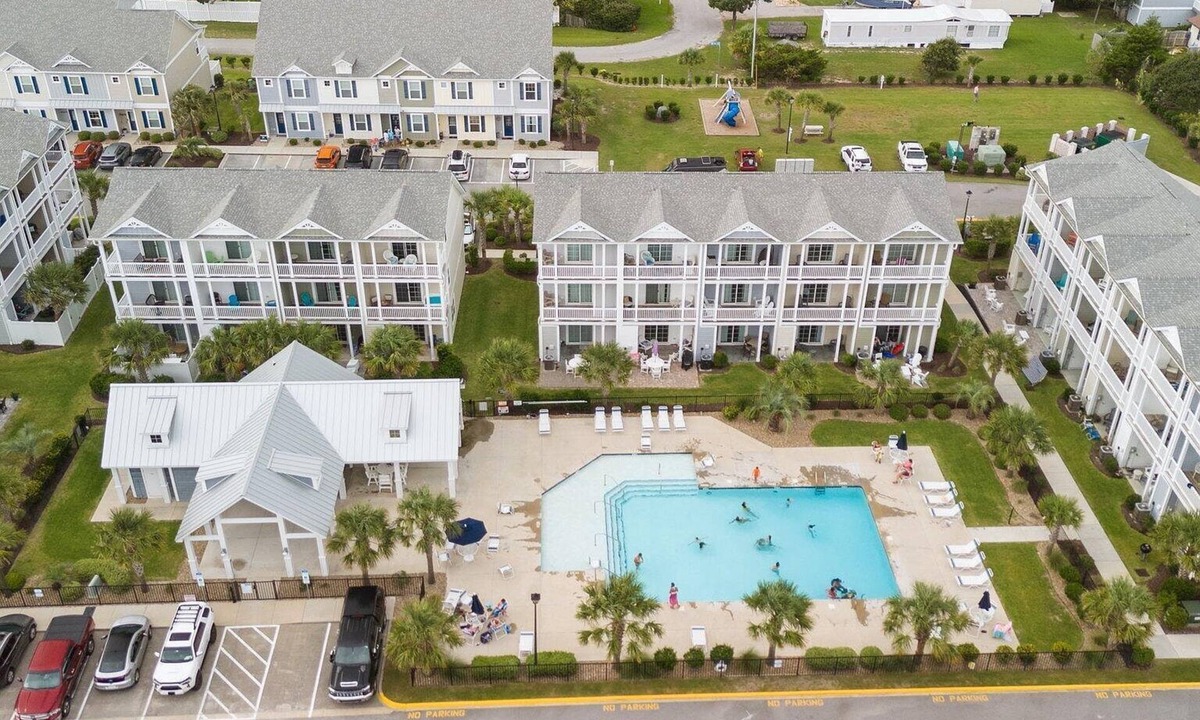 Atlantic Beach House | Seaside Villa w/elevator 3bedroom~5Beds~Sleeps 8