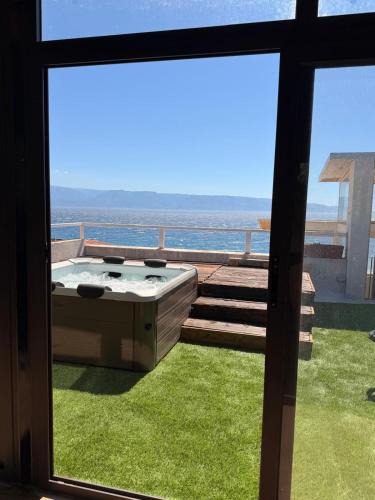 Mili San Pietro House | Sew suite luxury