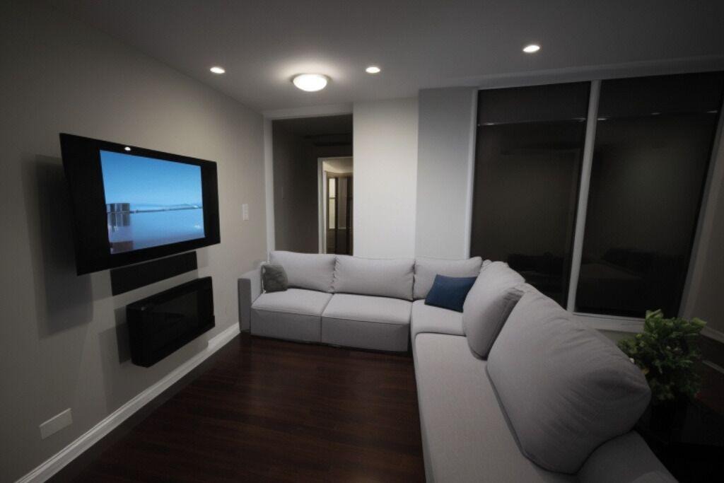 Chinatown Apartment | Skyline Retreat | 2BR Condo Close To Rogers Arena!