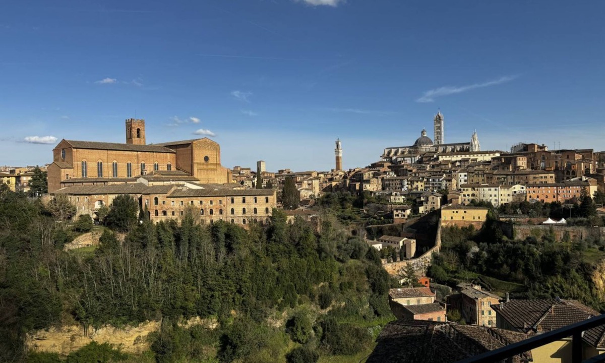 Siena Apartment | Skyline Siena (moncheri/bluemoon/sunshine)