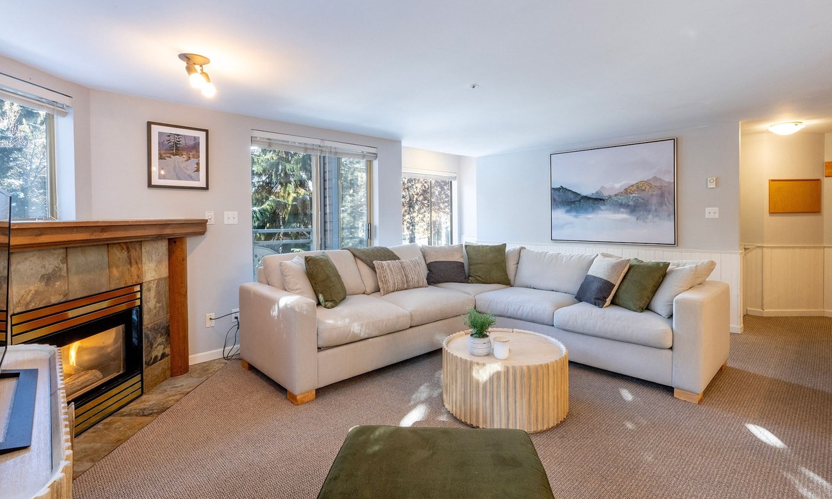 Village North House | Spacious 2BR | Steps from Village | Shared Hot Tub | Free Parking | Managed by Aloha Whistler