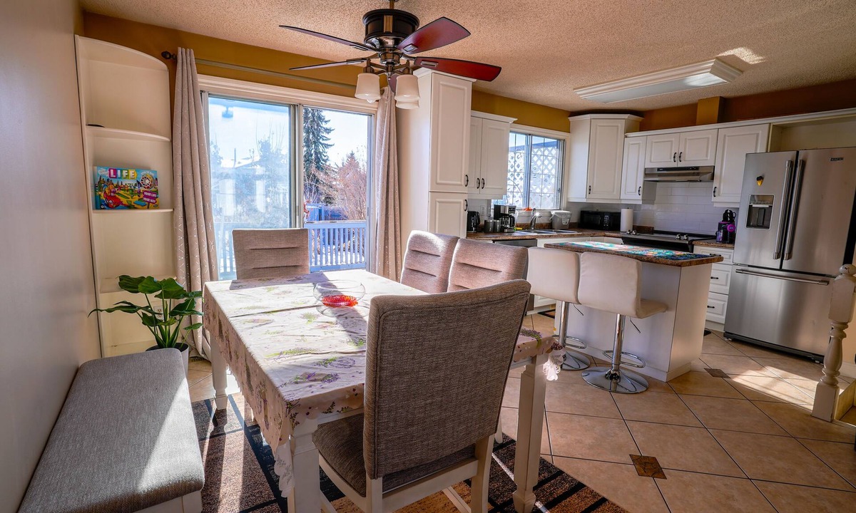 Southeast Edmonton House | Spacious 5BR Edmonton Home | Sun Deck, Fenced Yard, Fast WiFi & Free Parking