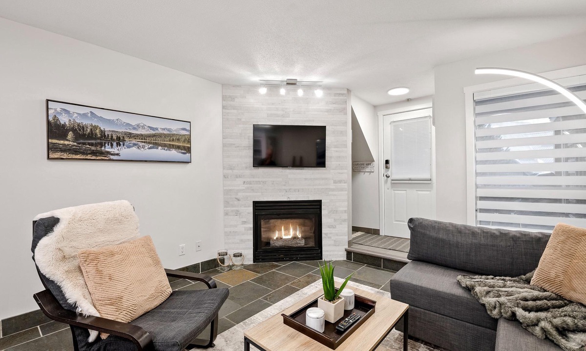 Village North House | Spacious Abode w/Private Hot Tub and Free Parking