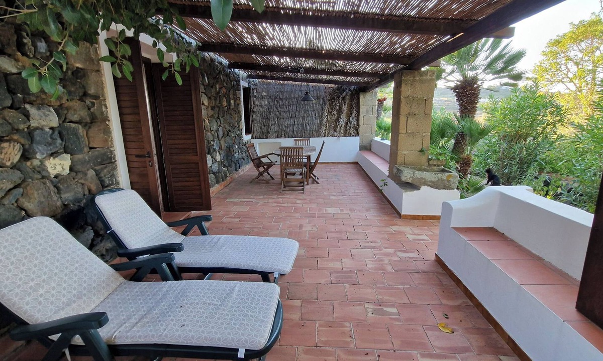 Kamma Apartment | Spacious Dammuso for families and friends!