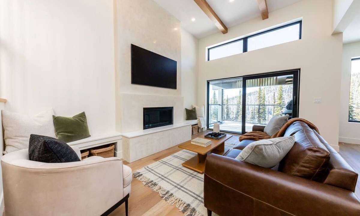Silver Star Mountain House | Spacious home with mountain views, private hot tub, sauna, and pet-friendly!