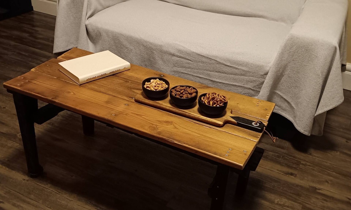 Oakridge House | Spotless 2-Bedroom Guest House – Free Parking, Nearby Golf, Tennis, Gym & Sauna
