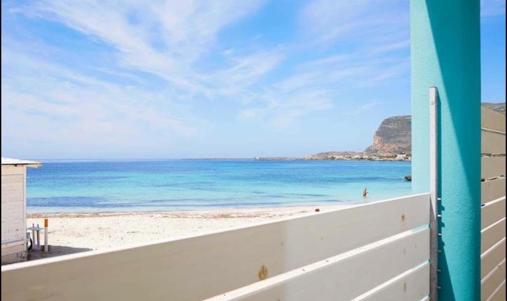 Favignana Bed & Breakfast | Stabilimento Lido Burrone