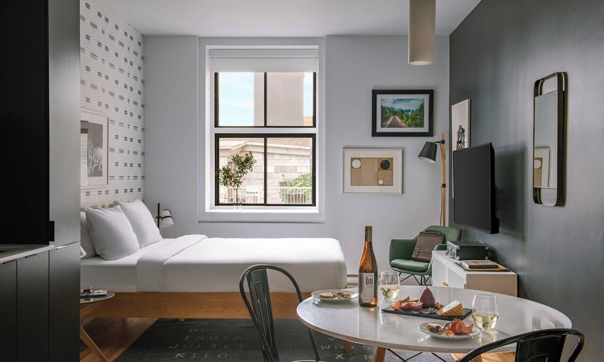 Old Montreal Apartment | Studio w/Queen Bed|Old Montreal