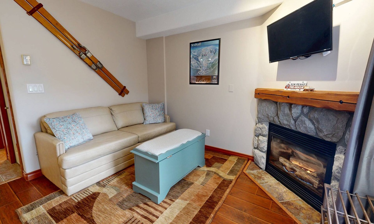 Sun Peaks Condo | Studio with a Private Hot Tub - Timberline #56