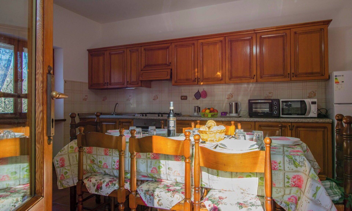 Castelnuovo di Garfagnana House | Stunning private villa for 8 people with WIFI, TV, pets allowed and panoramic view