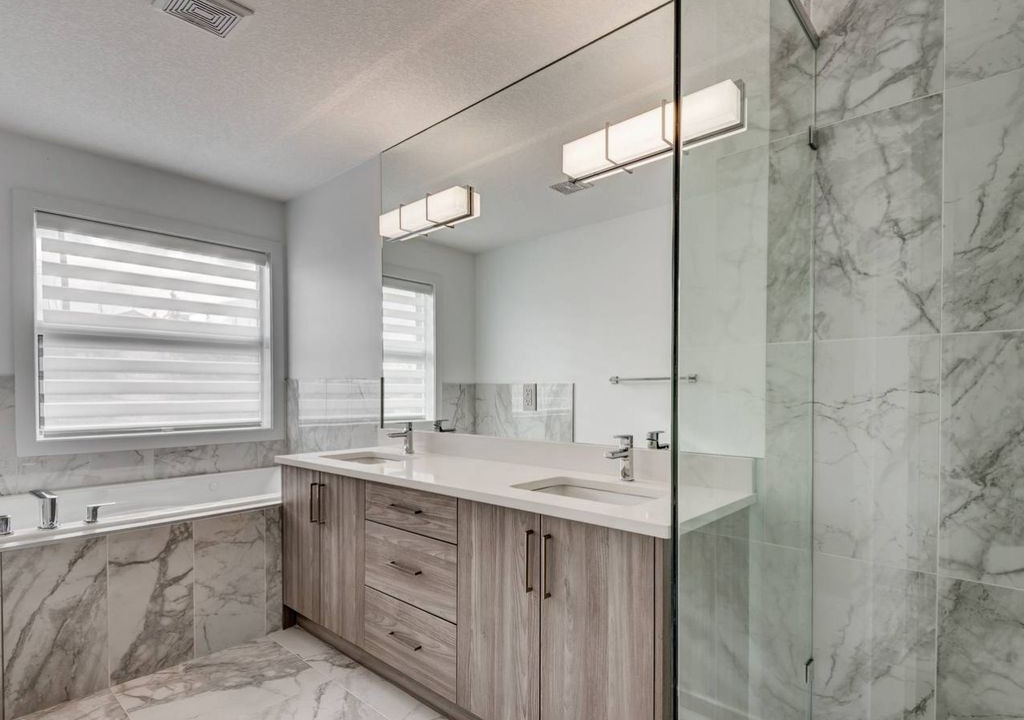 Kensington House | STUNNING 3 BED + 3.5 BATH HOUSE IN KENSINGTON!