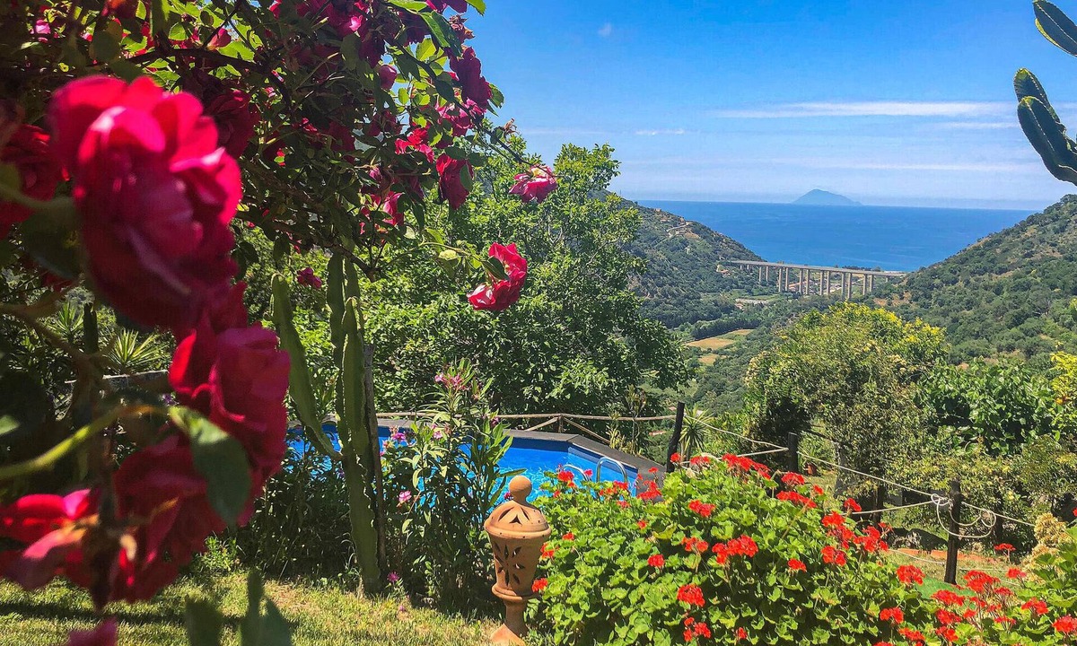 Ficarra House | Stunning home in Ficarra