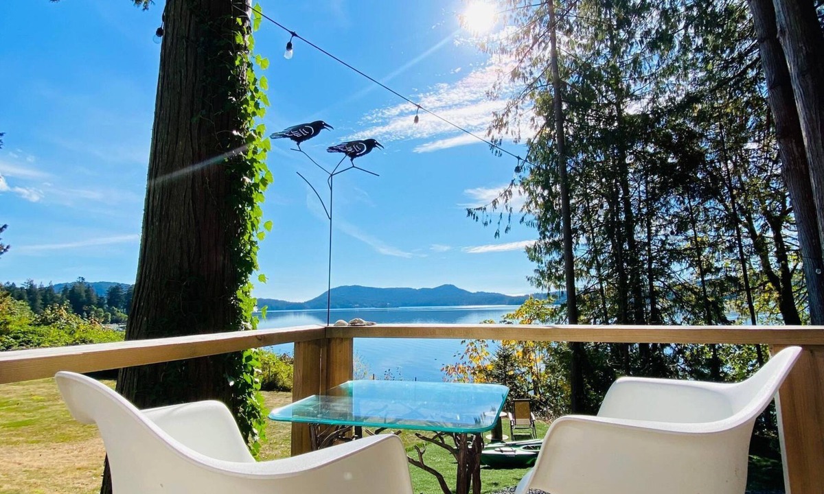 Sooke Cabin | Stunning private oceanfront getaway experience
