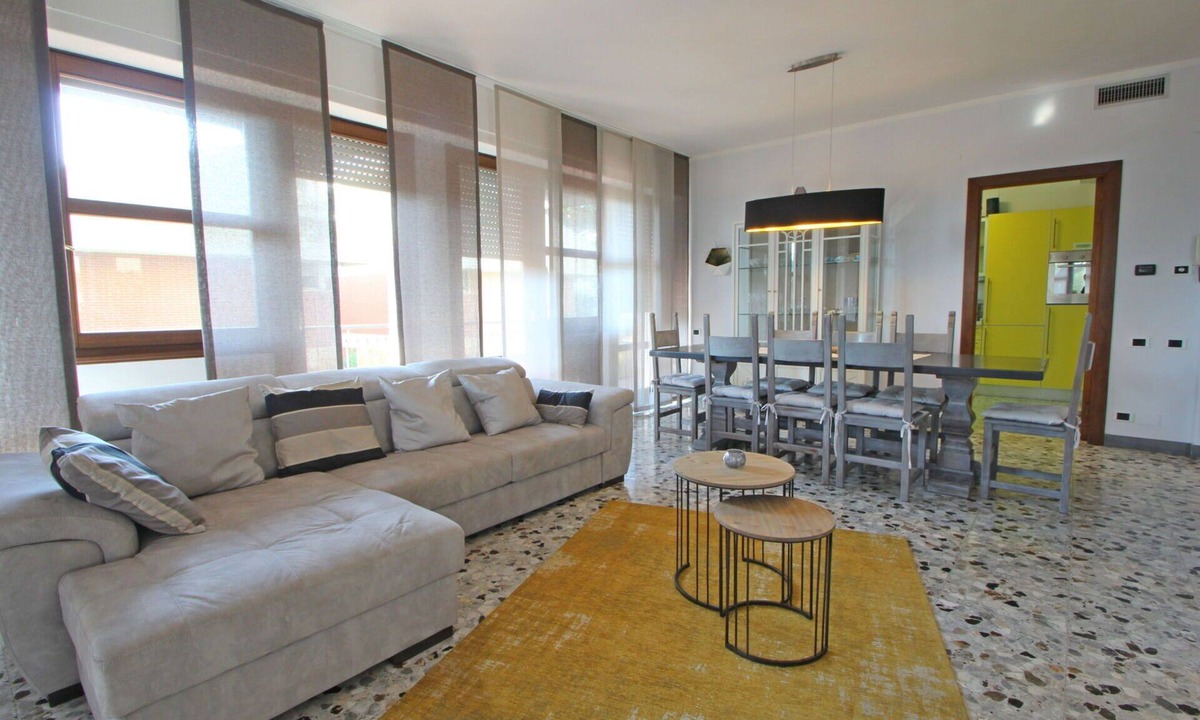 Ronchi Villa | Stunning villa for 6 guests with WIFI, TV, terrace and panoramic view, close to Forte Dei Marmi