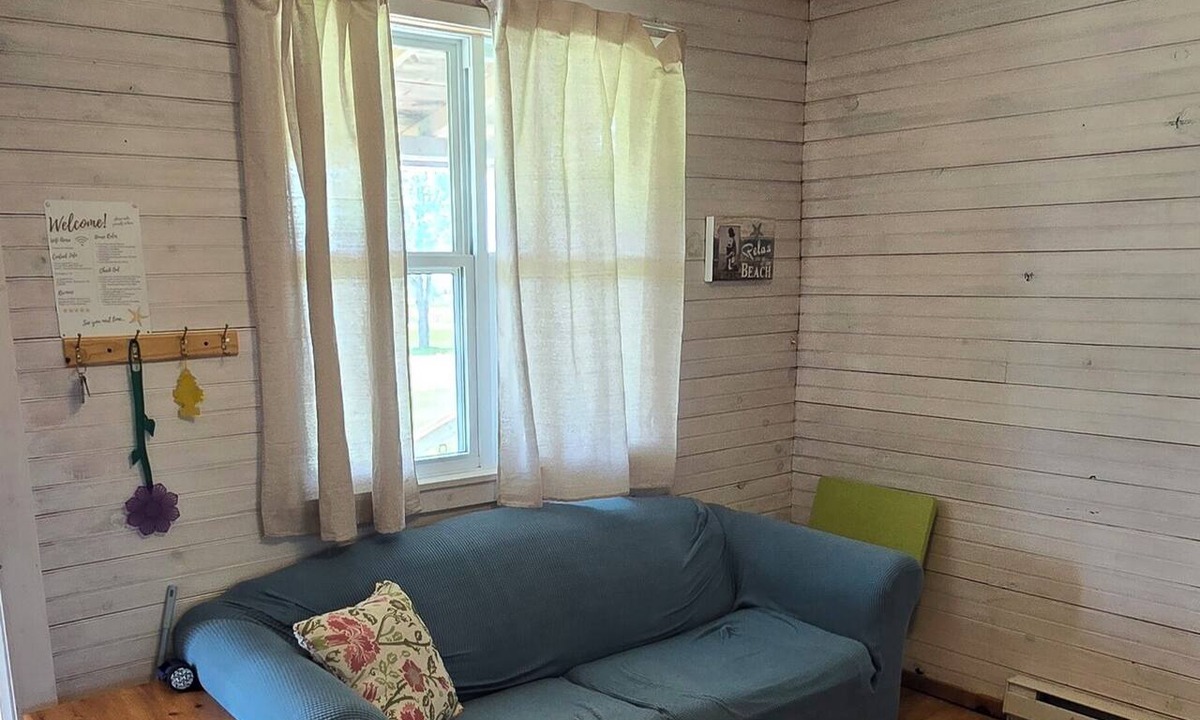 Princetown House | Suite 4 - Older/Simple/Rustic/No Frills/Budget 2BR - Near Cabot Beach Park