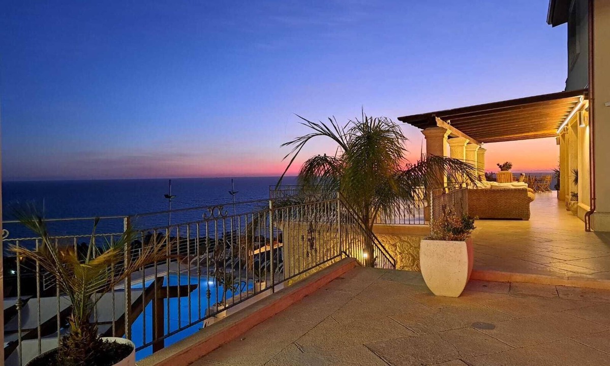 Palma di Montechiaro Bed & Breakfast | Terraces Chiaramontane, an oasis of peace and relaxation overlooking the Mediterranean Sea