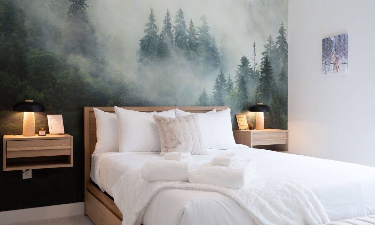 Revelstoke Condo | The Chando - Bright Mountain Luxury 1BDR Condo