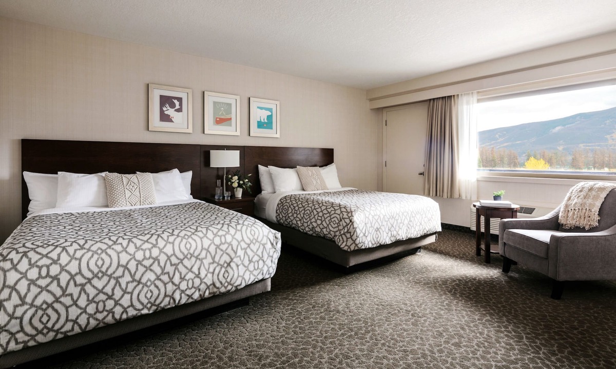 Jasper Hotel | The Crimson Jasper