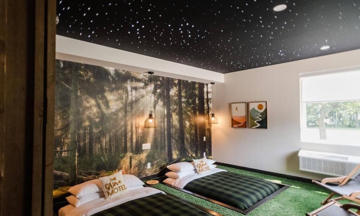 Colchester Hotel | The Grove Motel