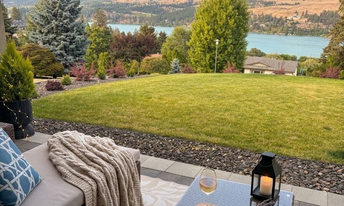Central Okanagan House | The Lookout - Cozy 1BR Suite Overlooking Wood Lake