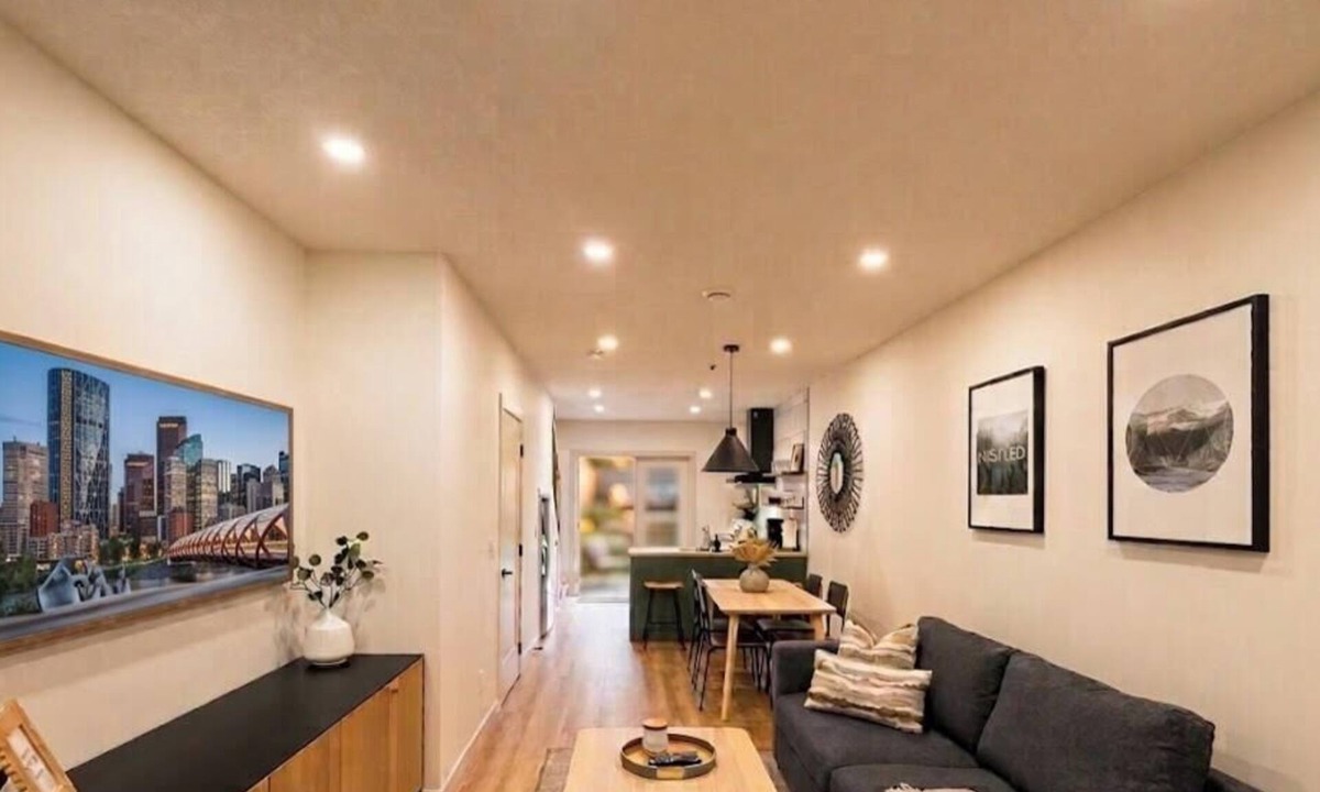 Harvie Heights House | The overlook stay - 2 suites - mountain view - Free parking - 3526
