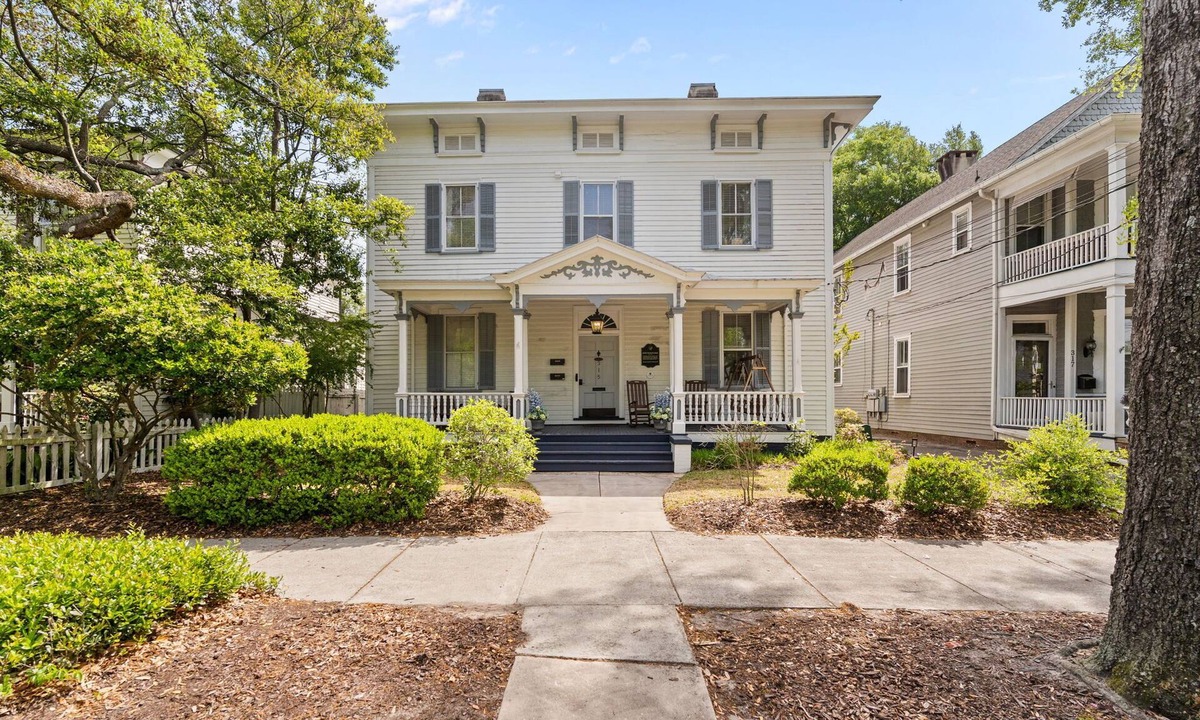Wilmington Historic District House | Third & Oak Downtown Historic Estate 4-min Walk to Riverwalk VIP .