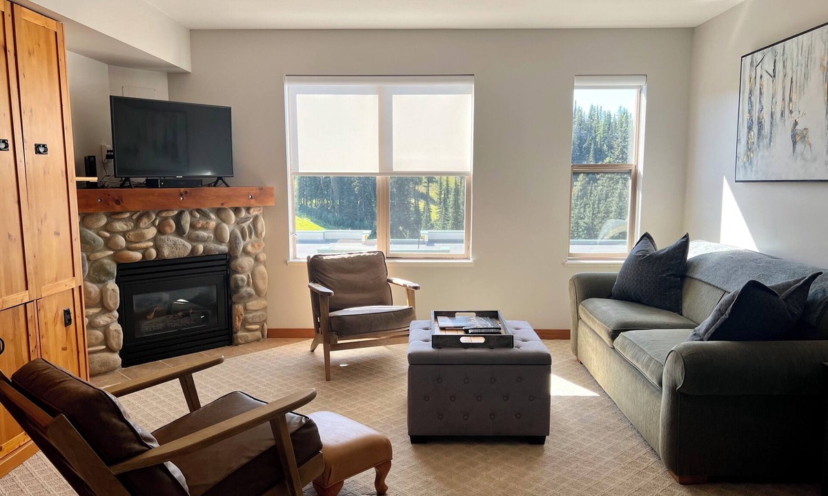 Silver Star Mountain Condo | Top floor studio condo at Creekside - pet friendly, views, close to trails