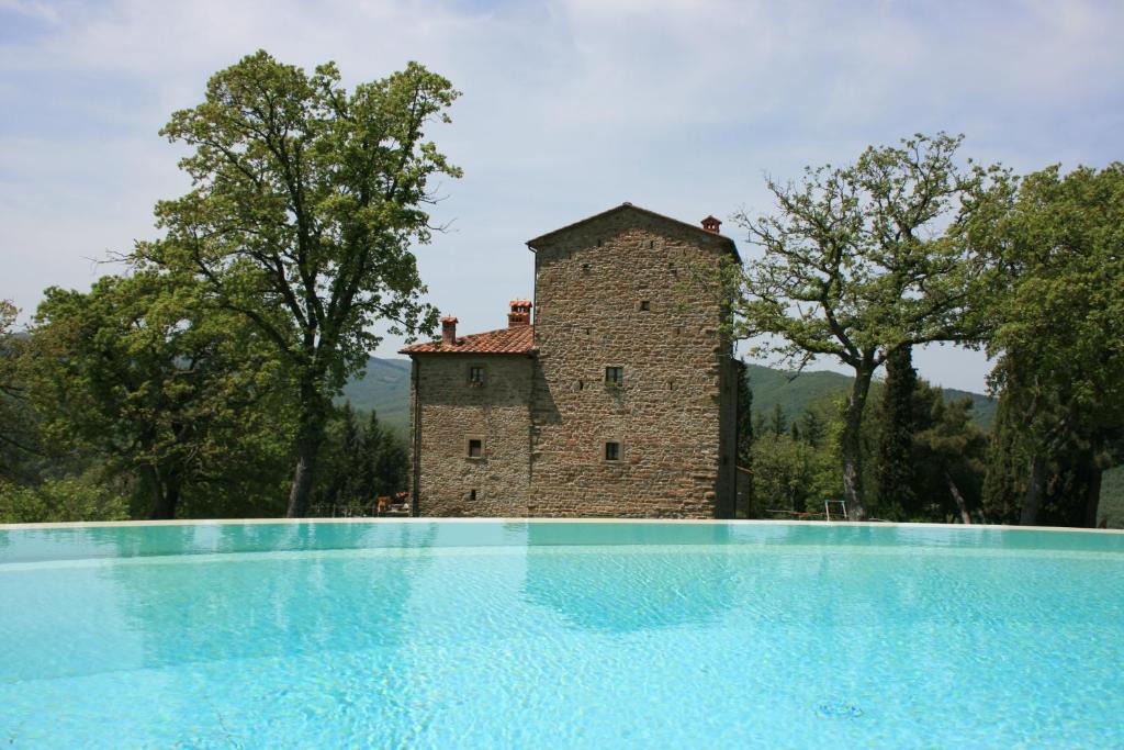 Pieve di Chio Villa | Torre Di Vignale