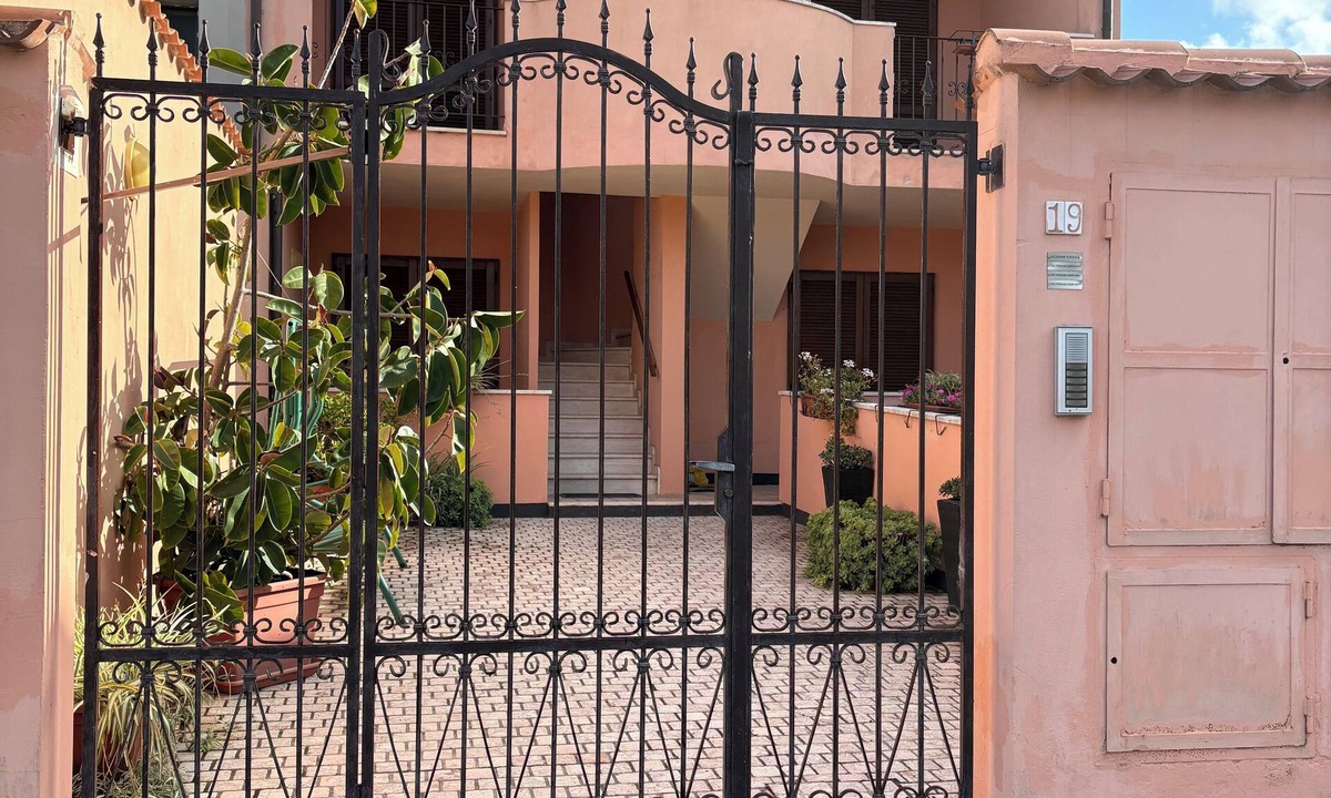 Torre Grande Apartment | TORREGRANDE, SARDINIA, 150 MT FROM THE BEACH