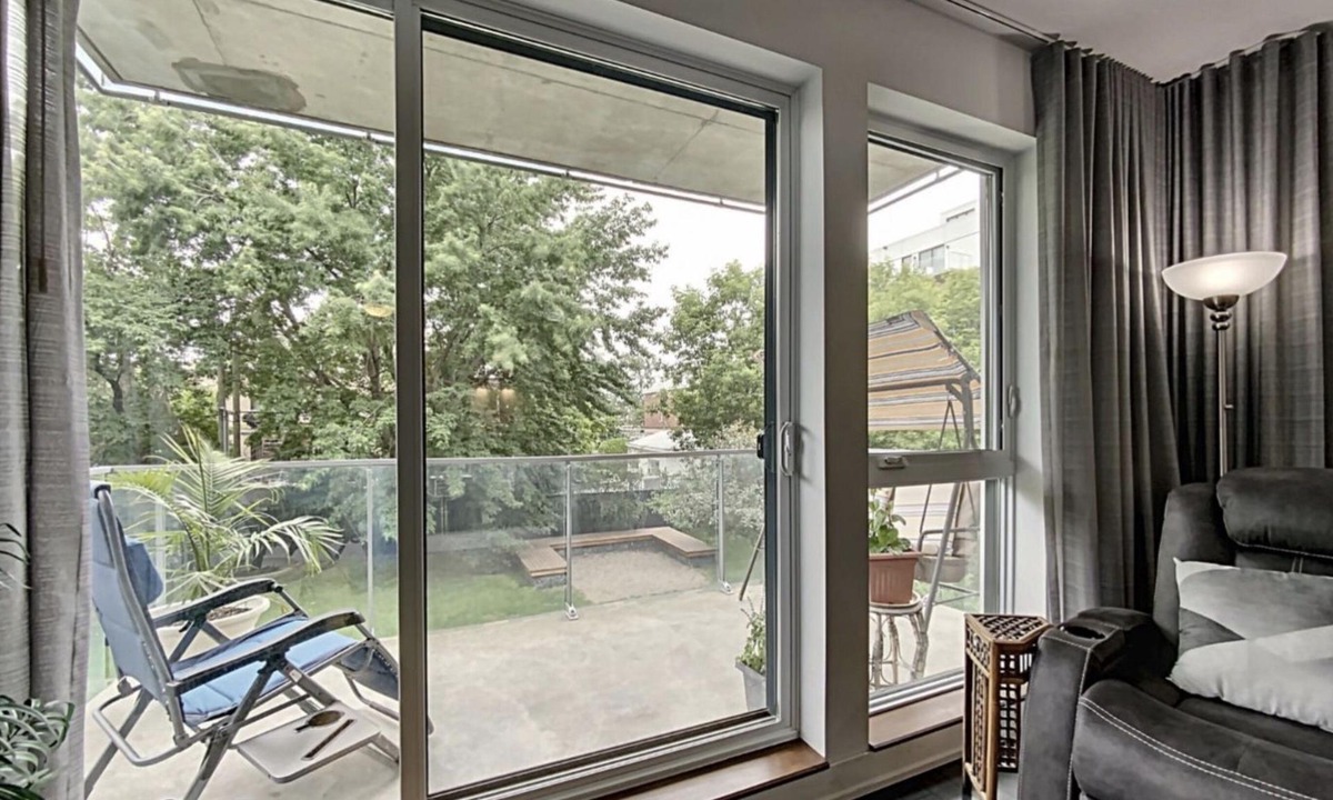 Tetreaultville Condo | Tranquil Haven: Fully-Furnished 3½ Condo with All-Inclusive Comforts