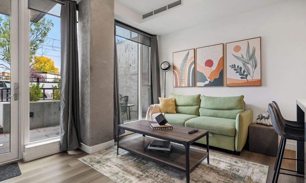 Kensington Condo | Upscale Industrial Condo with Patio near LRT