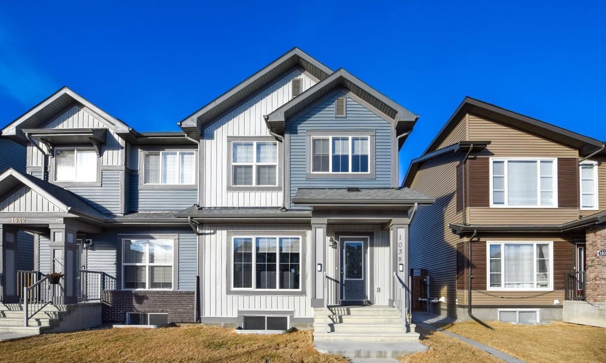 Northwest Calgary House | Urban 2BR Suite 14mins to the Airport 20mins to Downtown