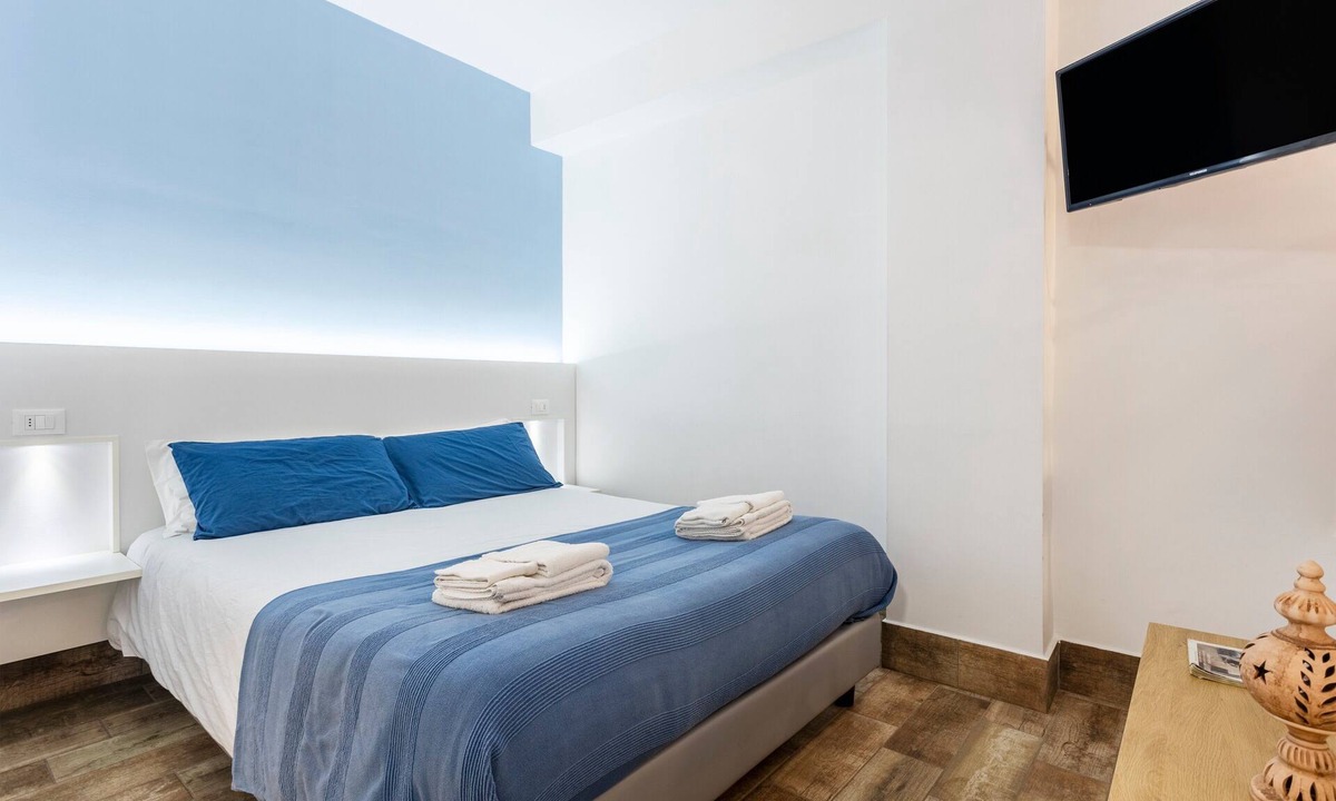 Terrasini House | Vacation Home "Casavacanzefranca - 15" with Balcony & Wi-Fi