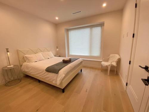 Dunbar House | Vancouver UBC University Villa B&B 35
