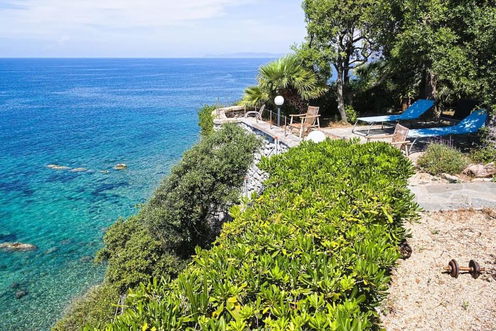 Portoferraio Villa | Villa Acquamarina