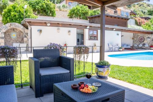 Gaggi Apartment | Villa Agave Pool & Spa
