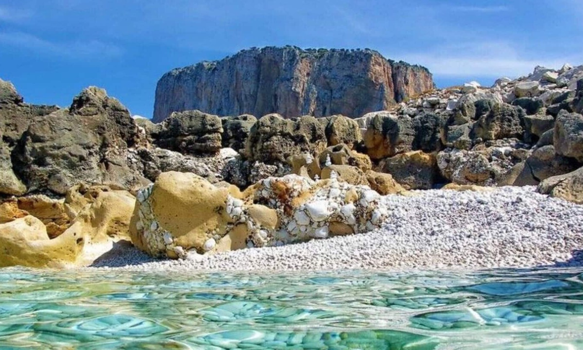 Castelluzzo Apartment | Villa apartment sleeps 4 San Vito Lo Capo Castelluzzo