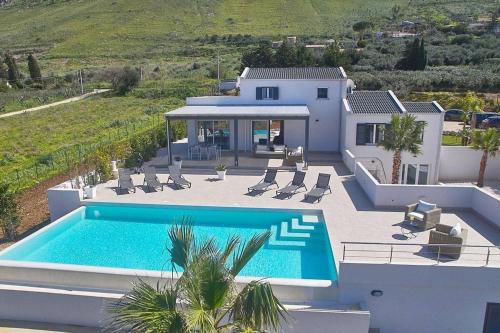 Castellammare del Golfo Villa | Villa Biancolilla