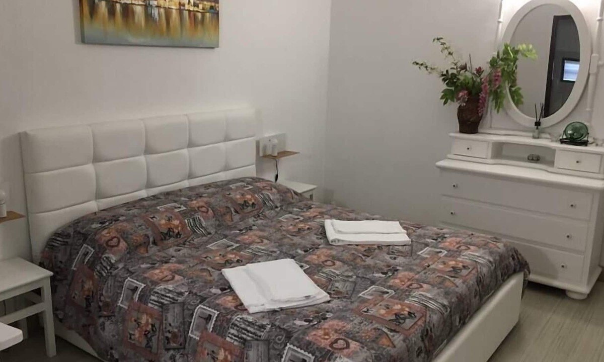 Viagrande Apartment | Villa Bonaccorso - The Cottage the "Green Lemon"