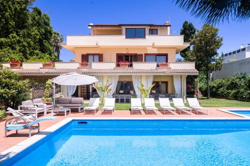 Palermo Villa | Villa Castelforte, con piscina a Mondello
