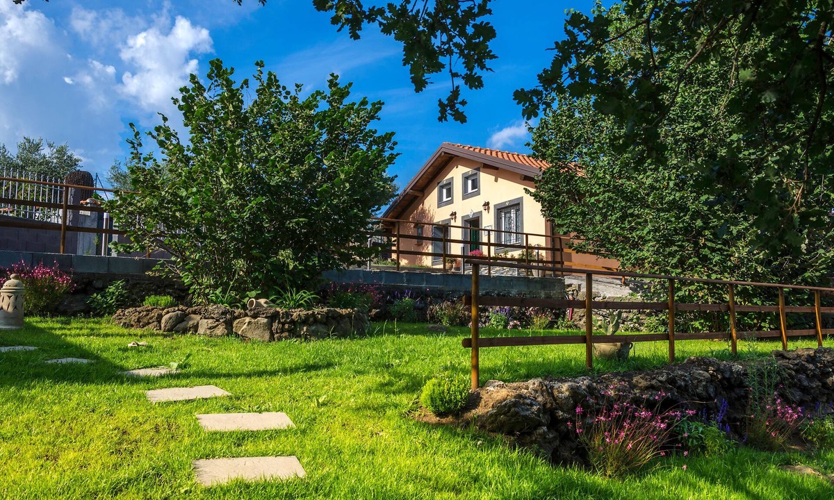 Mascali House | Villa del Gelso - Chalet in the Etna Park