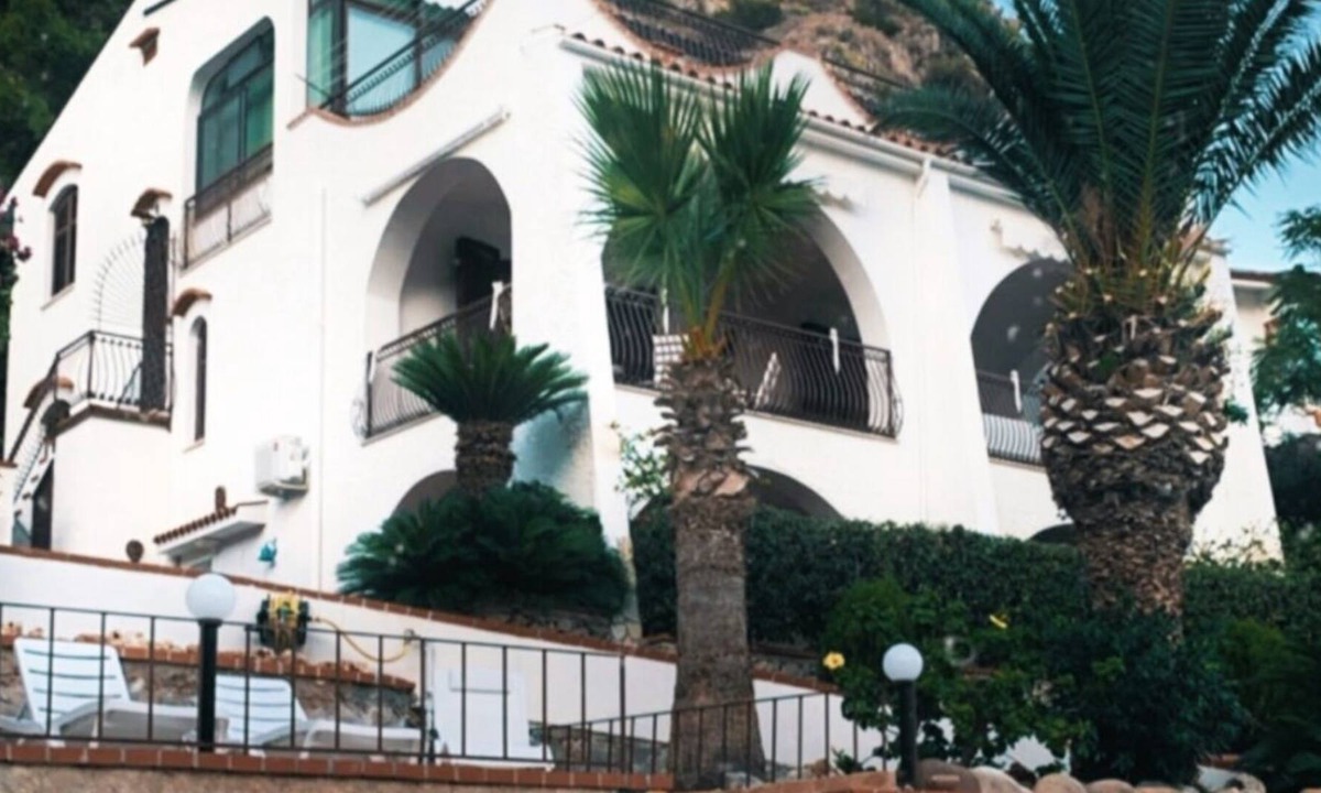 Capo Zafferano Villa | Villa Del Golfo Urio