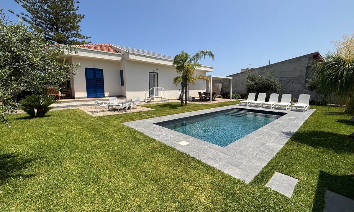 Villa Grazia di Carini House | Villa Egiza with a pool
