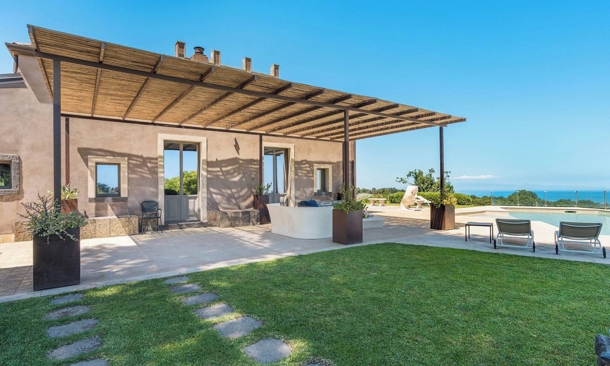 Zafferana Etnea Villa | Villa Etnea - Private villa with pool and jacuzzi