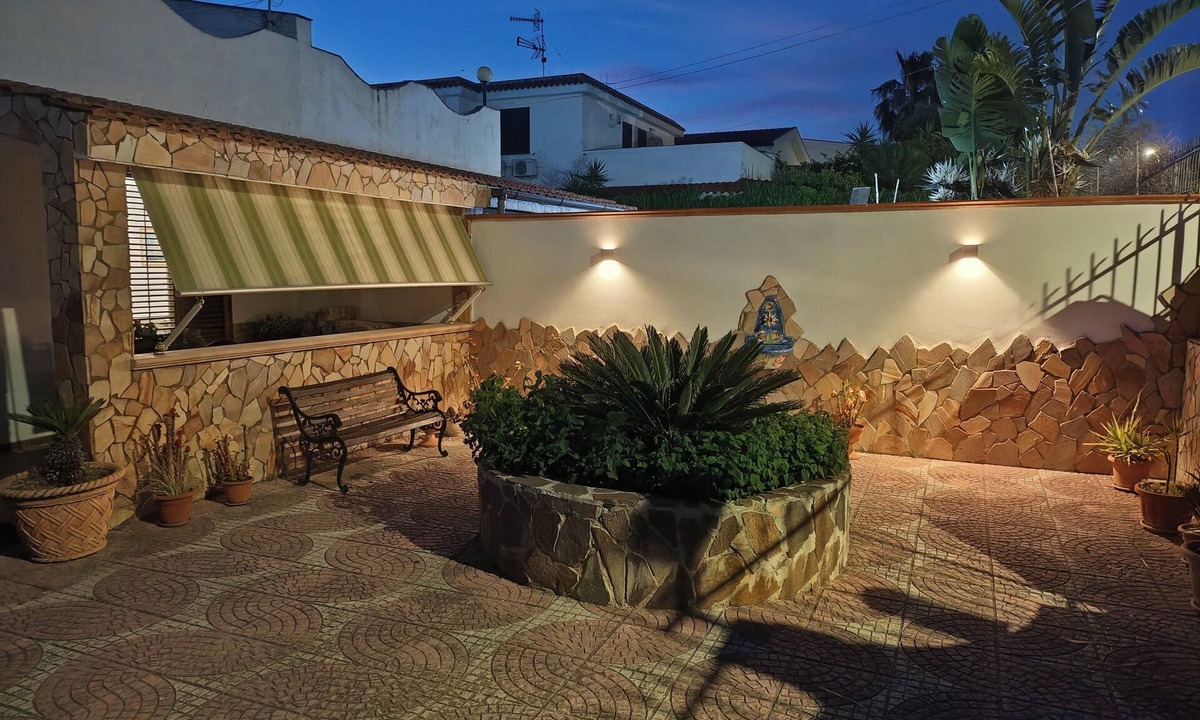 Isola delle Femmine Villa | 🌊 Villa FedAlú 🌴 Just a stone's throw from the sea, enjoying relaxation and sunsets near Palermo