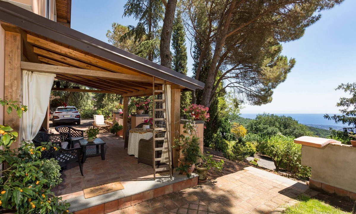 Zafferana Etnea Villa | Villa 'Feudo Algerazzi - Cottage' with Sea View, Private Terrace and Wi-Fi