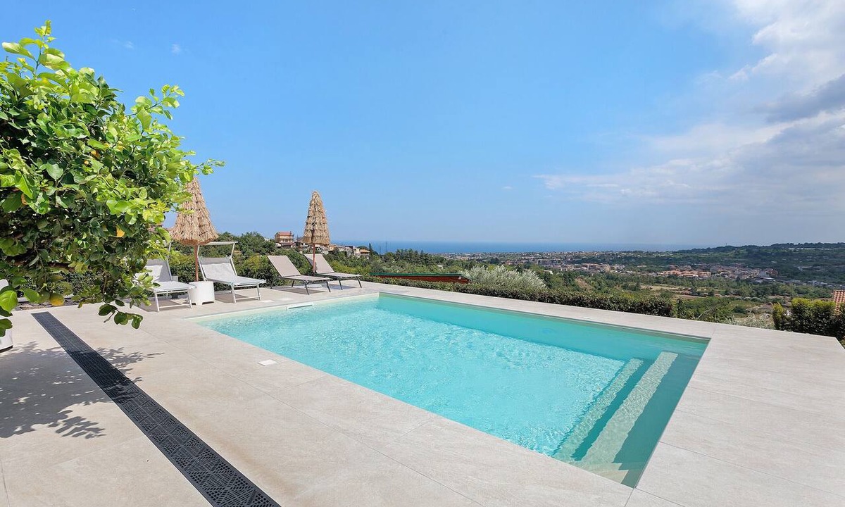 Coste Villa | Villa 'Found House - Sea & Etna View' with Sea View, Wi-Fi and Air Conditioning