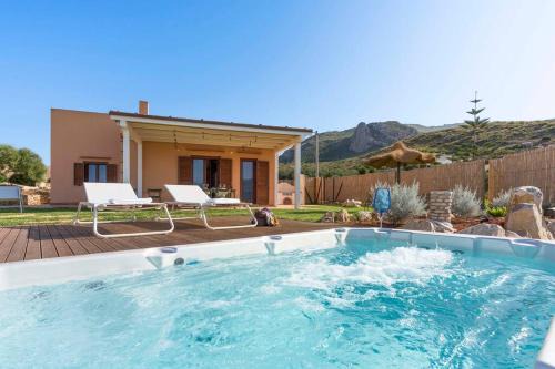 Castellammare del Golfo Villa | Villa Guidaloca Cala Bianca