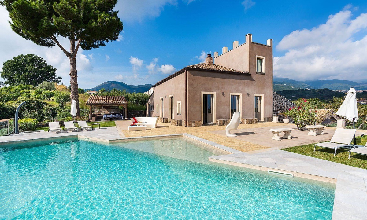 Zafferana Etnea Villa | Villa Magical Tower with SPA - My Rental Homes